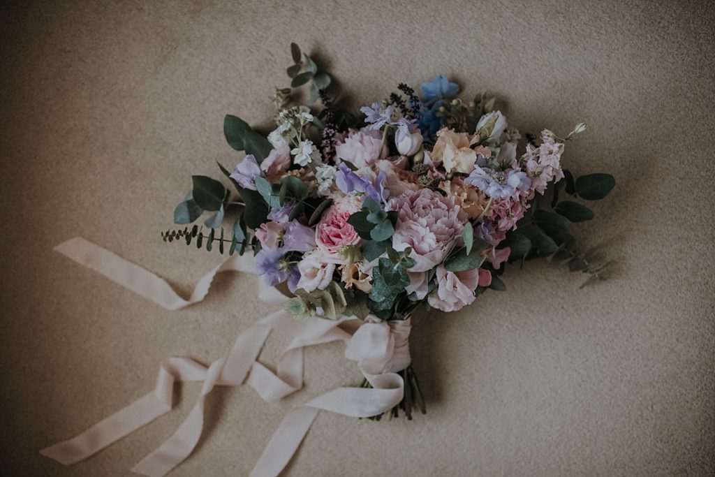 summery pastel wedding bouquet